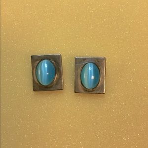 VINTAGE STERLING SILVER MEXICO BLUE CAT’S EYE CLIP ON EARRINGS